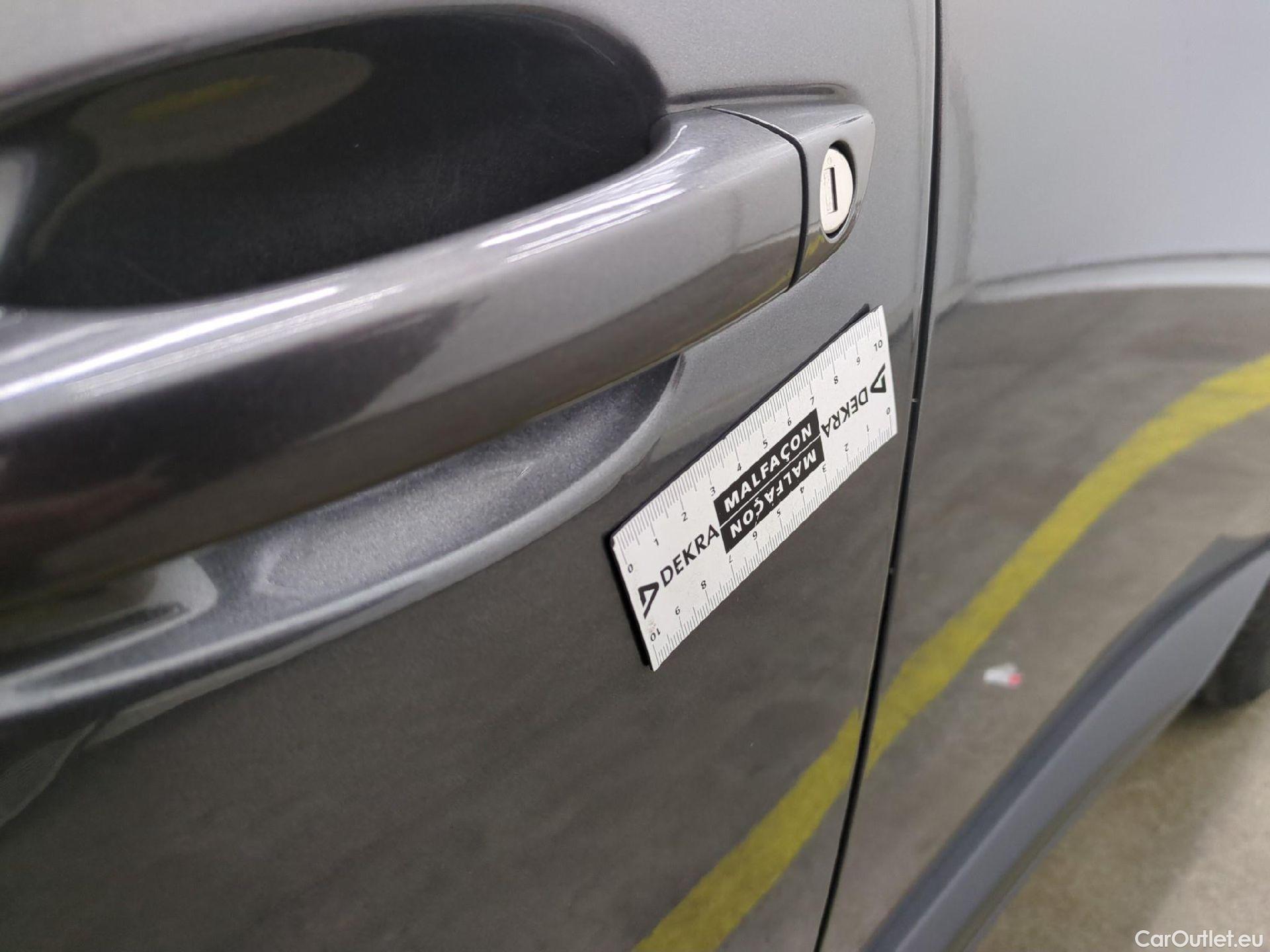  Peugeot  5008  Active Business 1.5 HDi 130CV BVA8 E6d #42