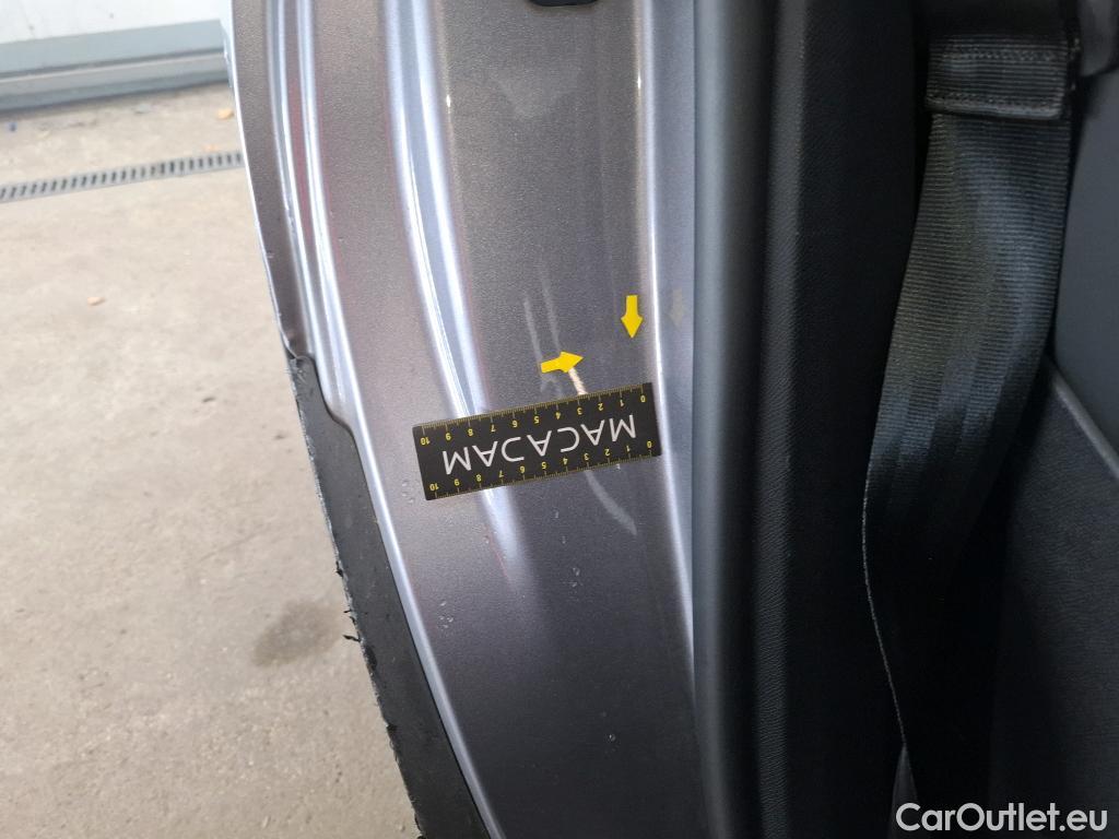  Peugeot  5008  GT Line 1.5 HDi 130CV BVA8 E6dT #52