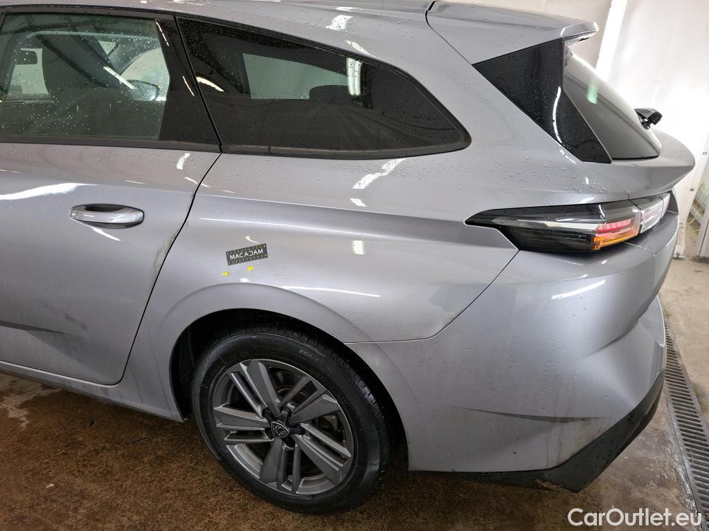  Peugeot  308 PEUGEOT  SW / 2021 / 5P / Break PureTech 130 S&S EAT8 ACTIVE PACK #18