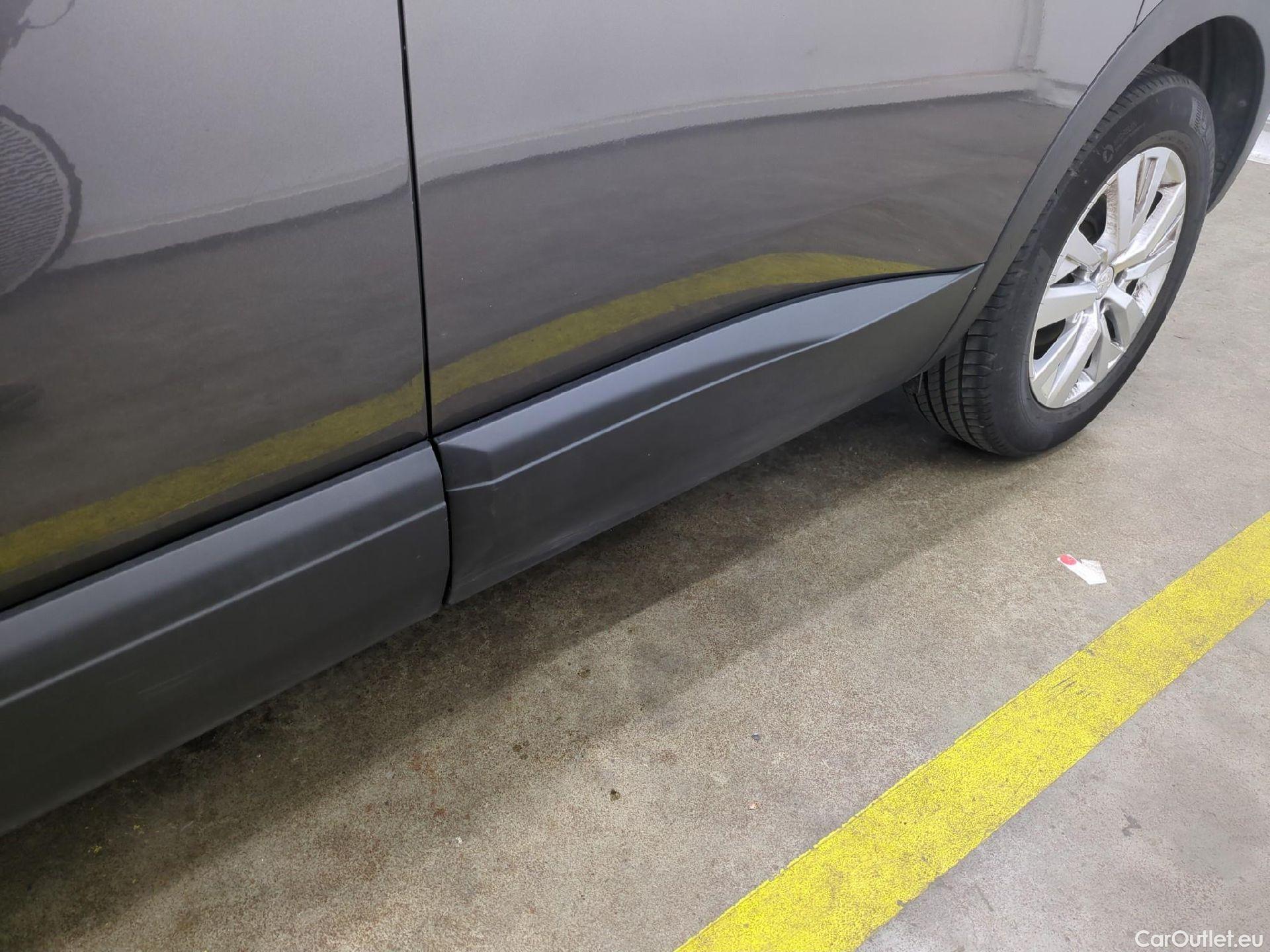  Peugeot  5008  Active Business 1.5 HDi 130CV BVA8 E6d #48