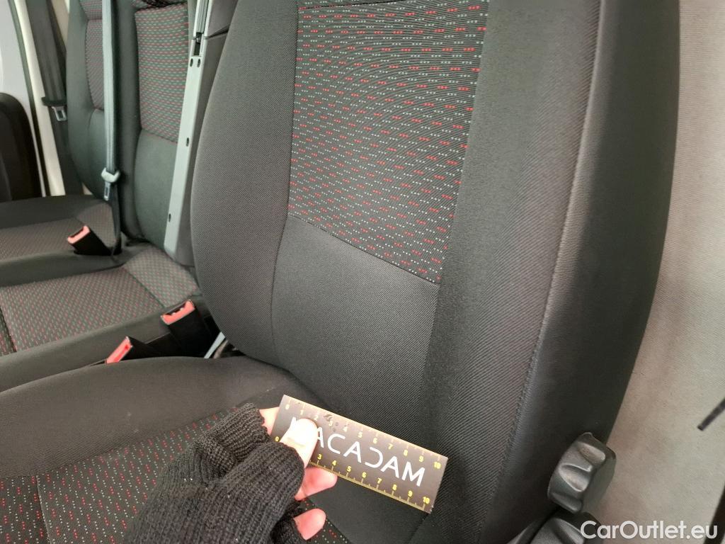  Citroen  Jumper  Fourgon 30 L1H1 Driver BlueHDi 120 Start&Stop 2.2 120CV BVM6 #11