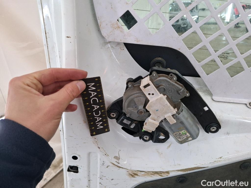  Citroen  Berlingo  Fourgon Club L1 (Court) 1.6 BlueHDi 100CV BVM5 E6 #37