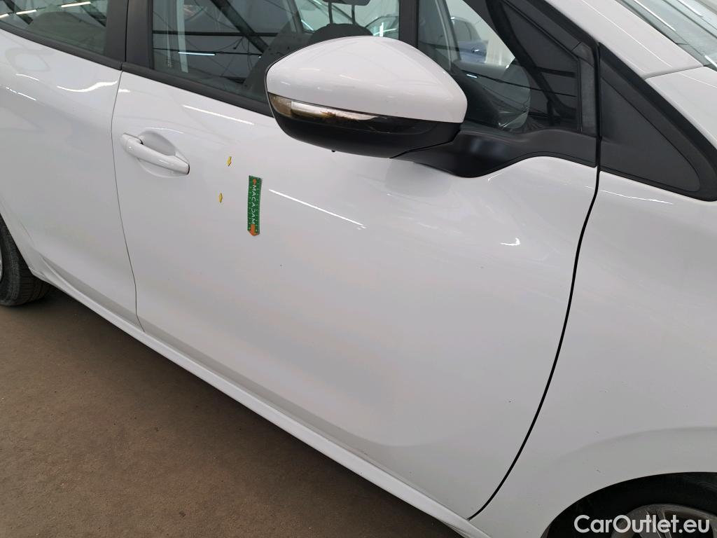  Peugeot  208  Affaire Premium Pack 1.6 HDi 75CV BVM5 E6 #6