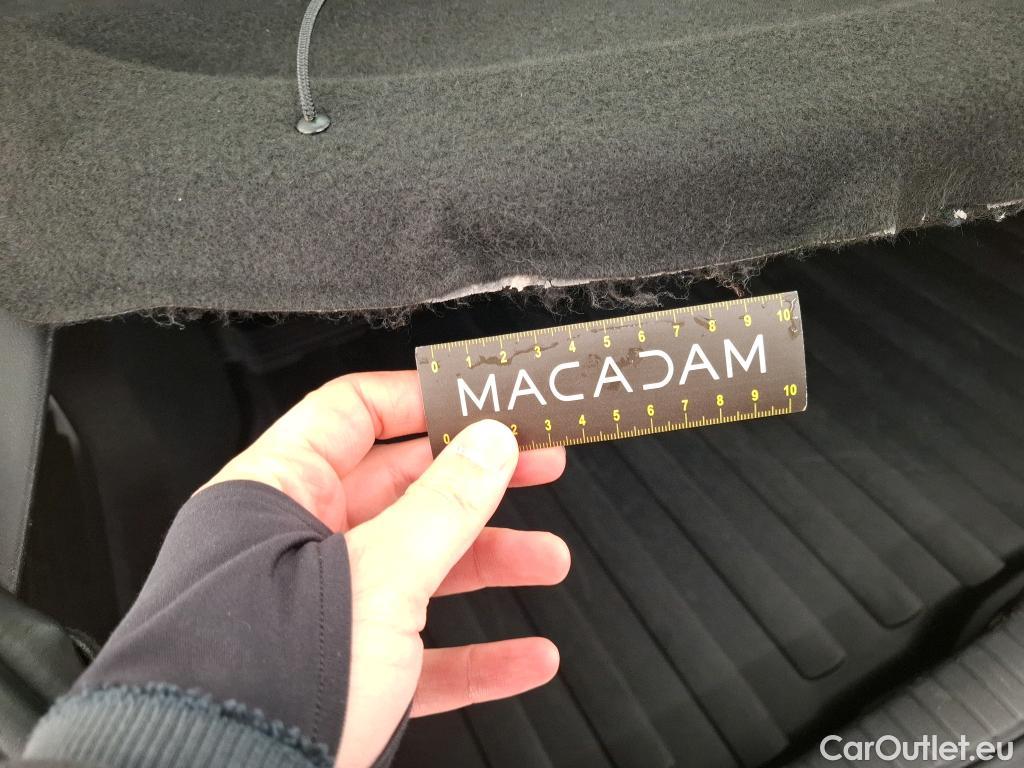  Peugeot  208  Affaire Premium 1.2 80CV BVM5 E6dT #16