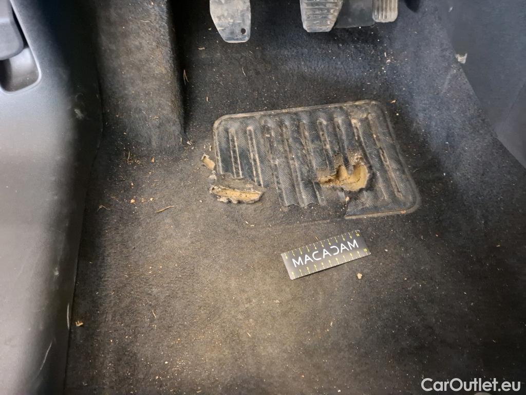  Citroen  C3  Société Feel Business R 1.6 BlueHDi 100CV BVM5 E6 #1