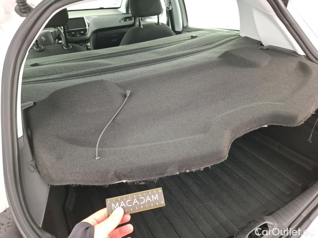  Peugeot  208  Affaire Premium 1.2 80CV BVM5 E6dT #15