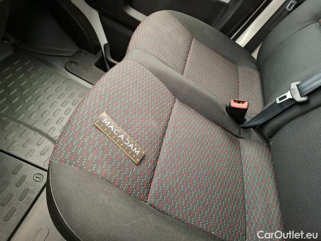  Citroen  Jumper  Fourgon 30 L1H1 Driver BlueHDi 120 Start&Stop 2.2 120CV BVM6 #9