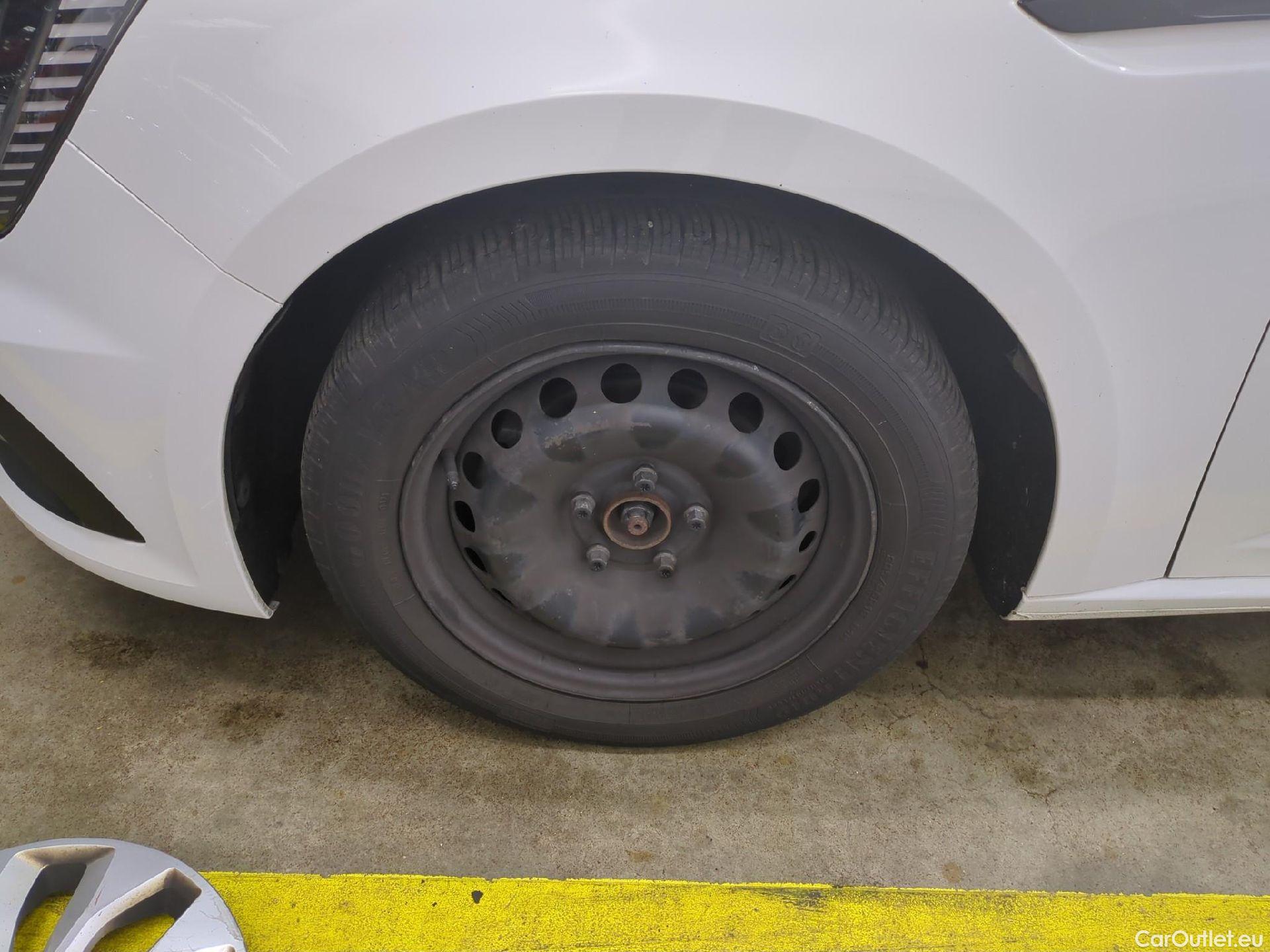  Renault  Megane  IV Berline 5pt. Société Air Nav 1.5 dCi 90CV BVM6 E6 #2