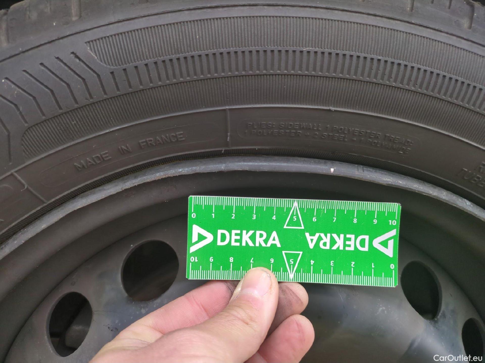  Renault  Megane  IV Berline 5pt. Société Air Nav 1.5 dCi 90CV BVM6 E6 #1