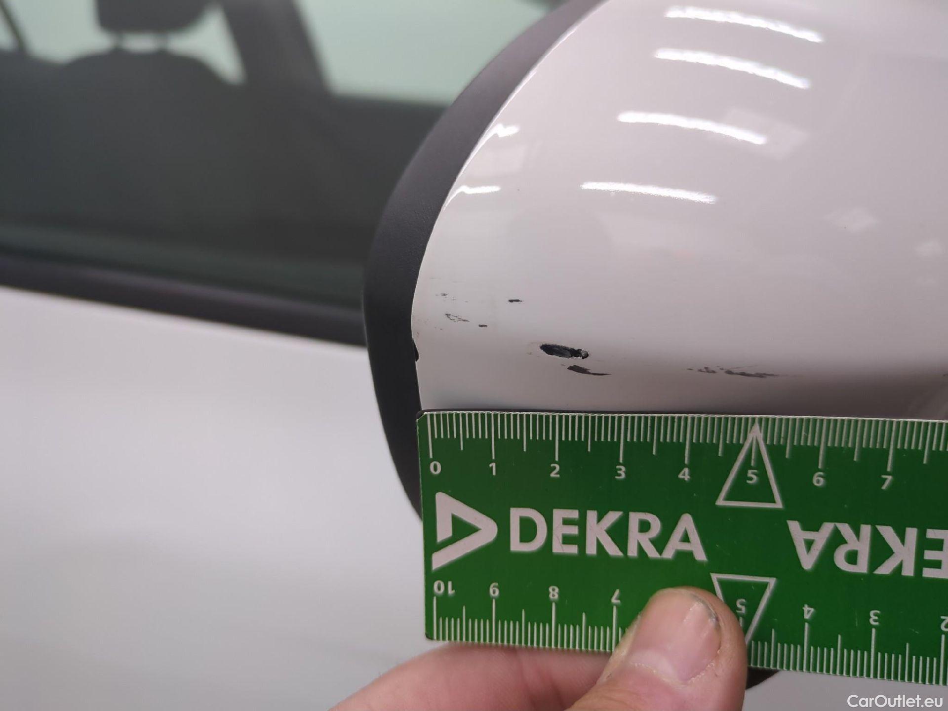  Renault  Megane  IV Berline 5pt. Société Air Nav 1.5 dCi 90CV BVM6 E6 #29