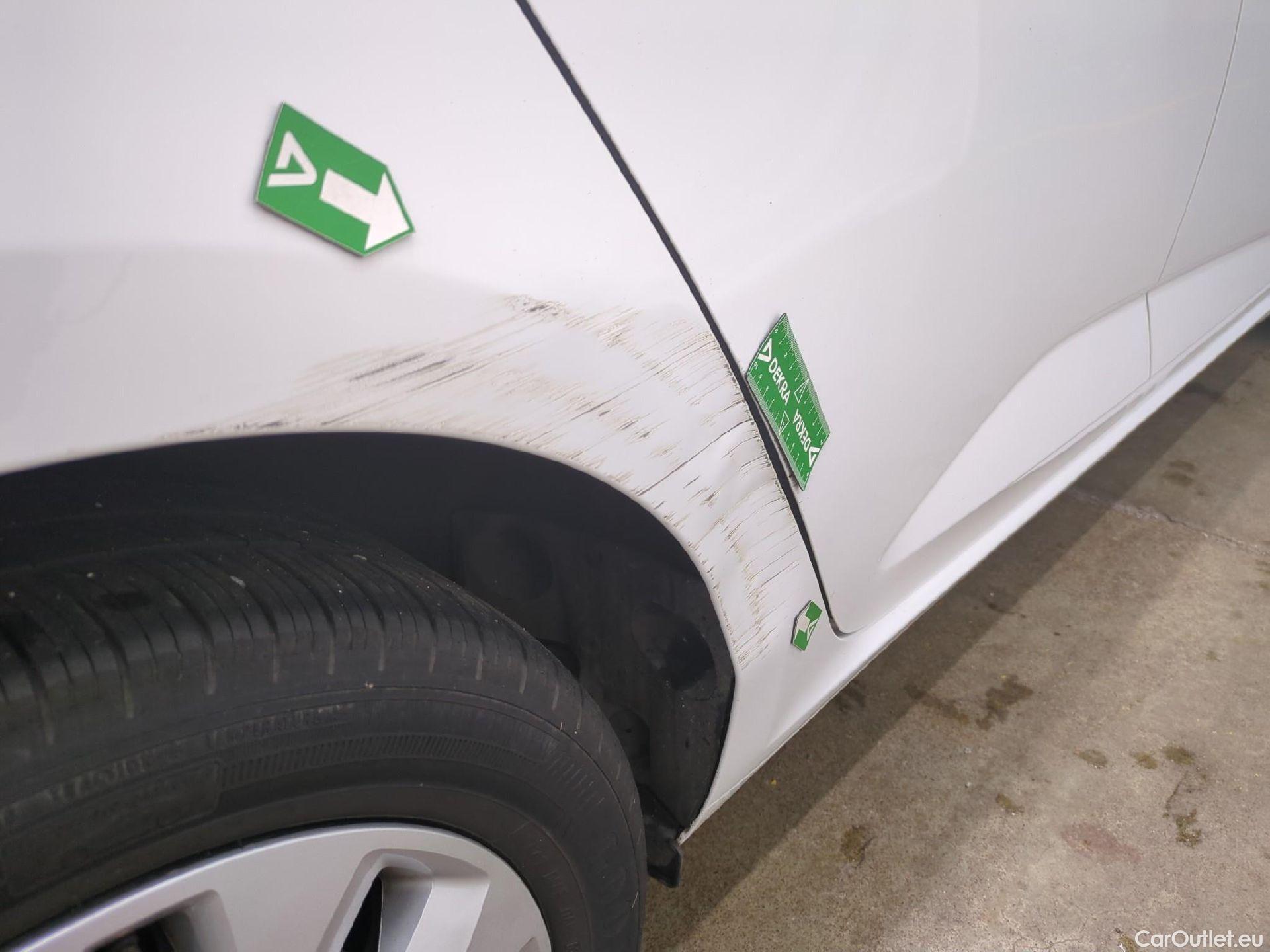  Renault  Megane  IV Berline 5pt. Société Air Nav 1.5 dCi 90CV BVM6 E6 #16