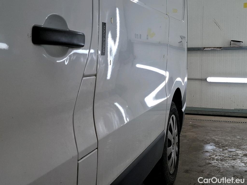  Renault  Trafic  Furgon Grand Confort L1H1 1000 1.6 dCi 125CV BVM6 E6 #59