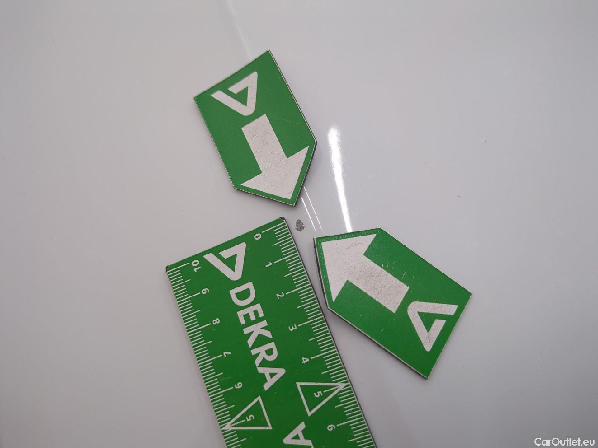  Renault  Megane  IV Berline 5pt. Société Air Nav 1.5 dCi 90CV BVM6 E6 #28