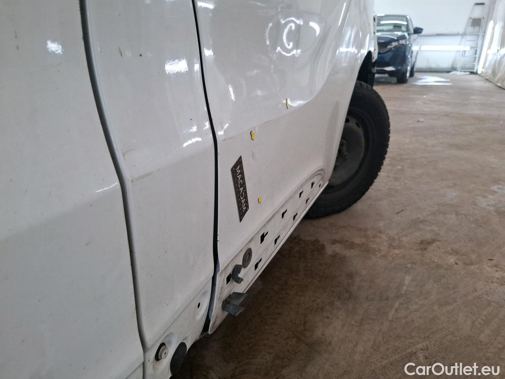  Renault  Trafic  Furgon Grand Confort L1H1 1000 1.6 dCi 125CV BVM6 E6 #75