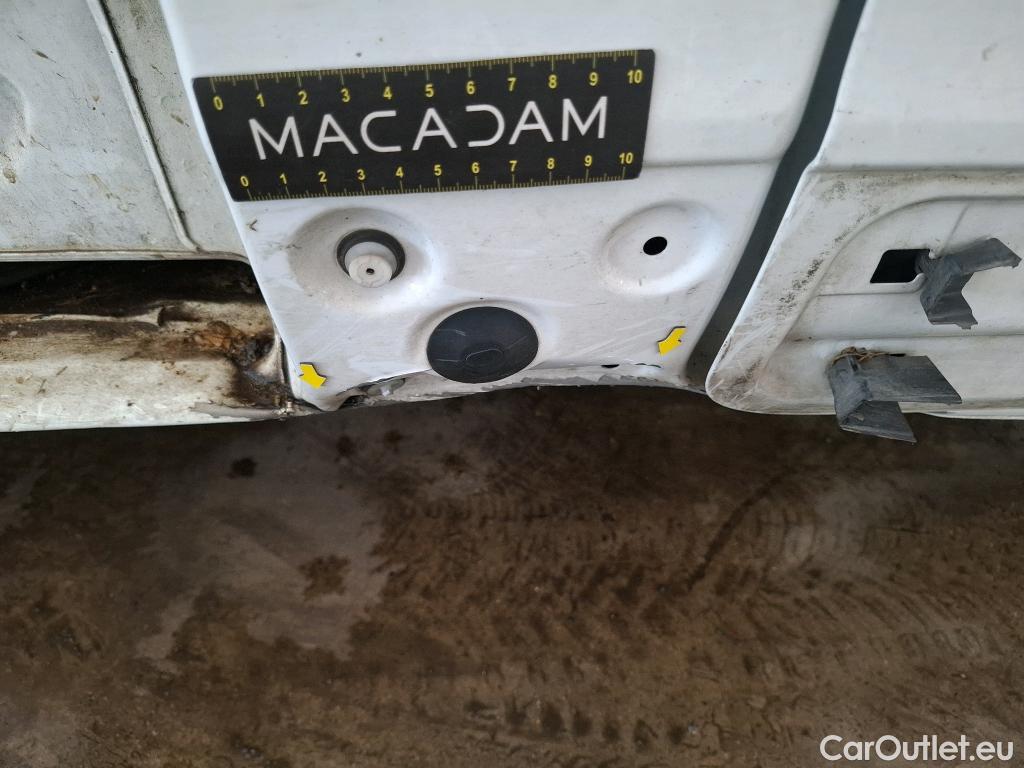  Renault  Trafic  Furgon Grand Confort L1H1 1000 1.6 dCi 125CV BVM6 E6 #32