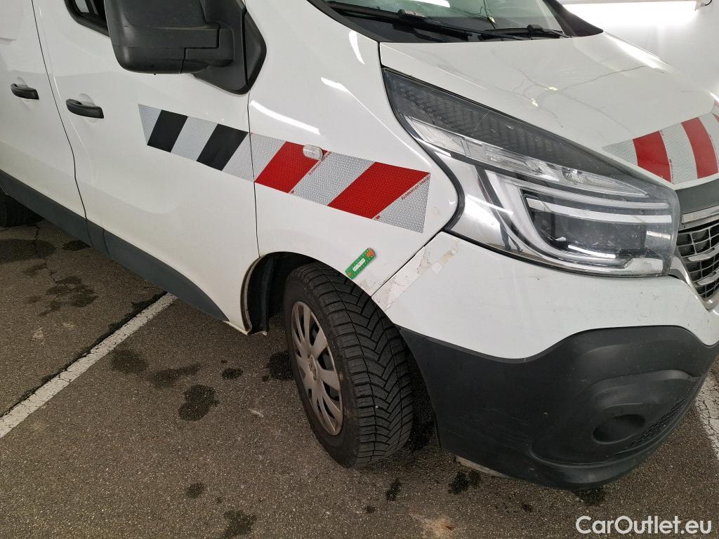 Renault  Trafic RENAULT  / 2019 / 4P / Fourgon tole NV FG GCF L1H1 1200 dCi 120 #17
