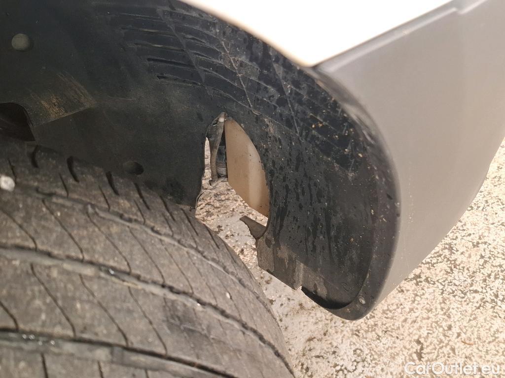  Renault  Trafic RENAULT  / 2019 / 4P / Fourgon tole NV FG GCF L1H1 1000 dCi 120 #43