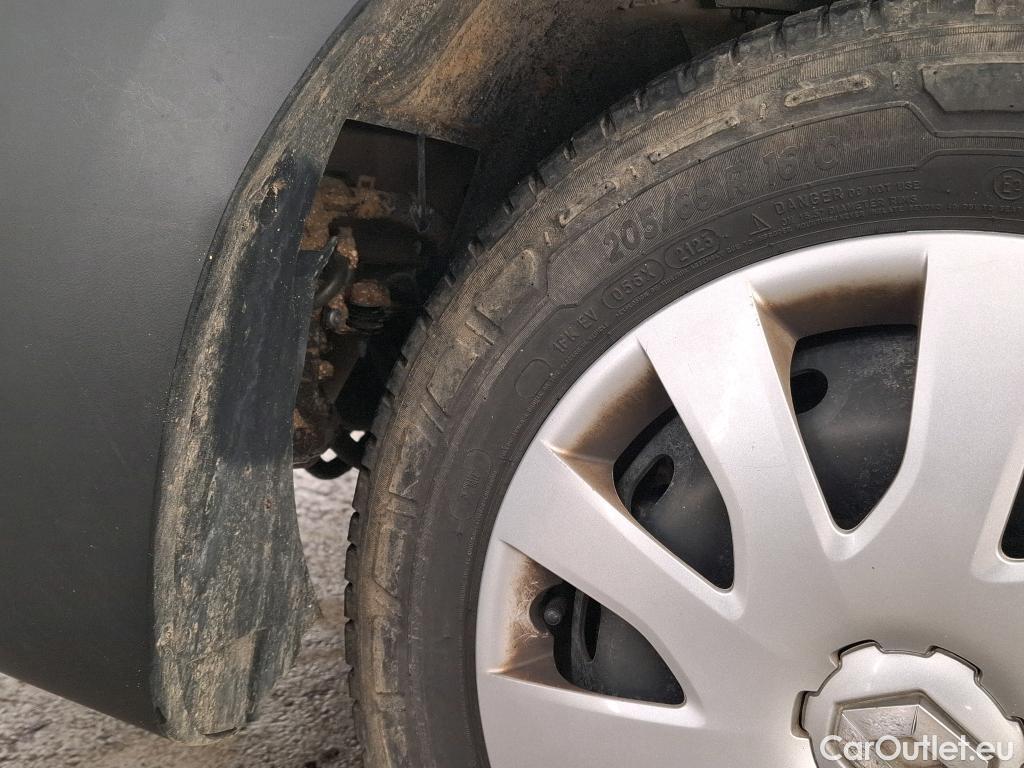  Renault  Trafic RENAULT  / 2019 / 4P / Fourgon tole NV FG GCF L1H1 1000 dCi 120 #41