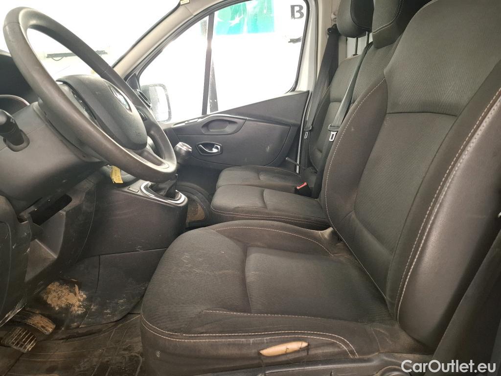  Renault  Trafic RENAULT  / 2019 / 4P / Fourgon tole NV FG GCF L1H1 1000 dCi 120 #27