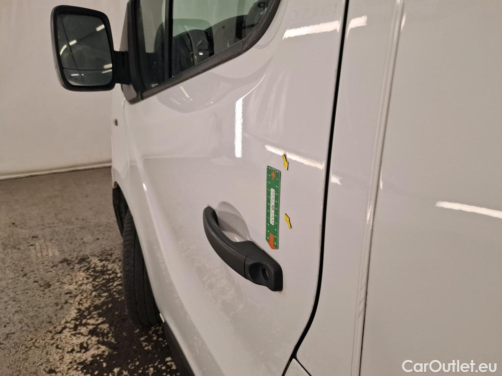  Renault  Trafic RENAULT  / 2019 / 4P / Fourgon tole NV FG GCF L1H1 1000 dCi 120 #50