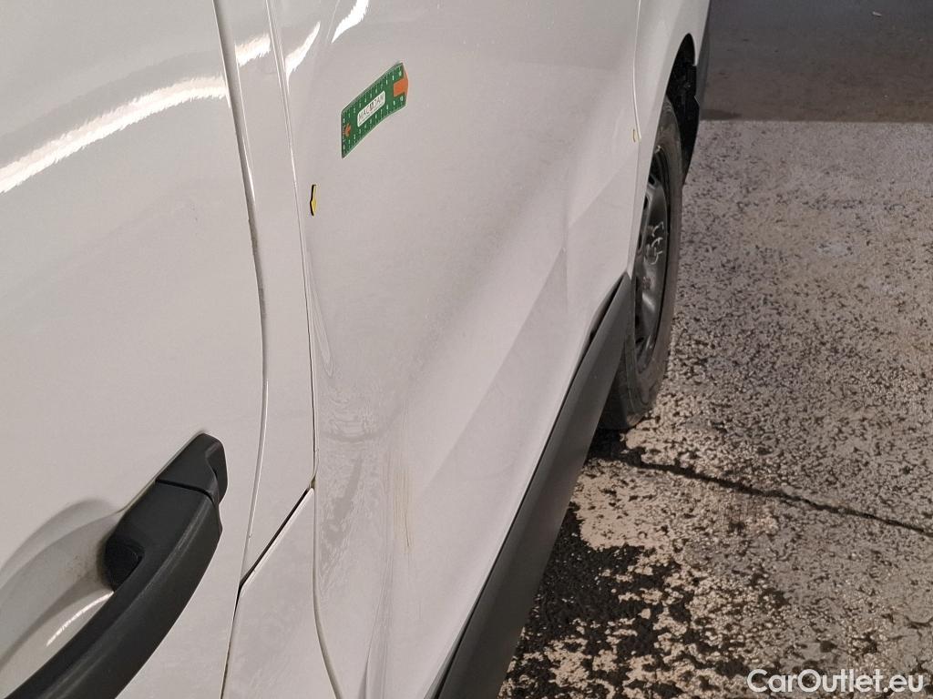  Renault  Trafic RENAULT  / 2019 / 4P / Fourgon tole NV FG GCF L1H1 1000 dCi 120 #6