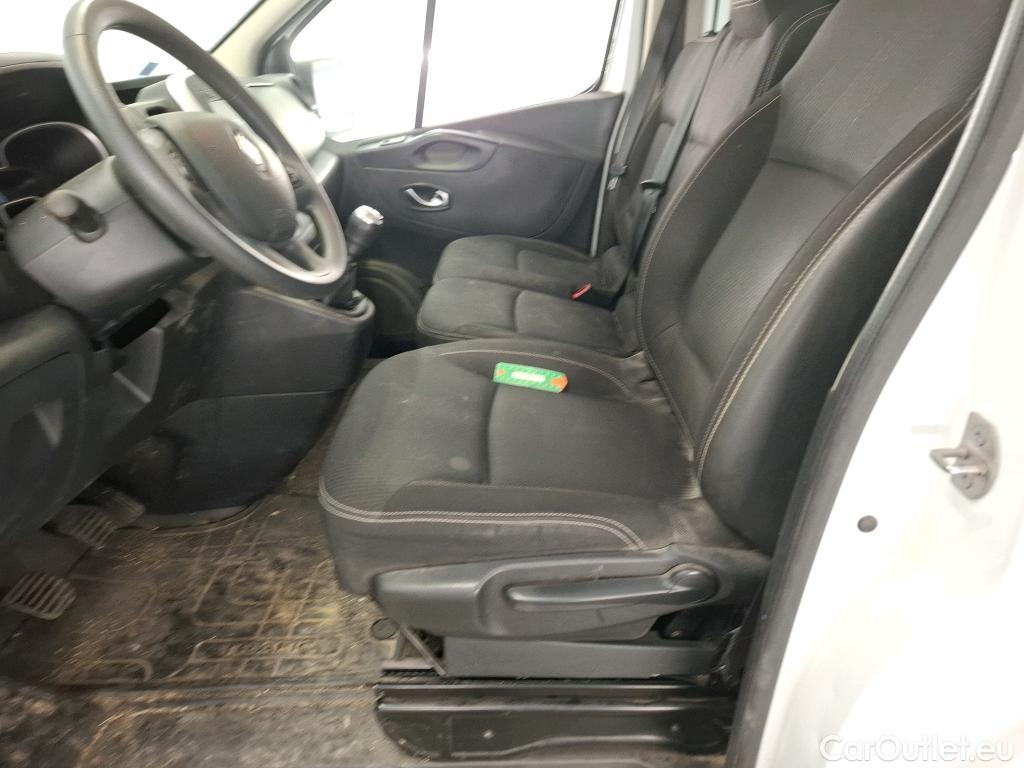  Renault  Trafic RENAULT  / 2019 / 4P / Fourgon tole NV FG GCF L1H1 1200 dCi 120 #7