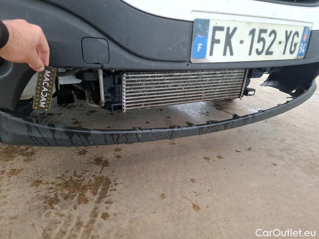  Renault  Trafic  Furgon Grand Confort L1H1 1000 1.6 dCi 125CV BVM6 E6 #102