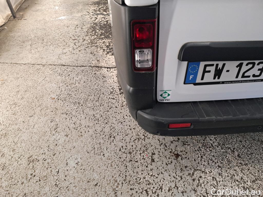  Renault  Trafic RENAULT  / 2019 / 4P / Fourgon tole NV FG GCF L1H1 1000 dCi 120 #45