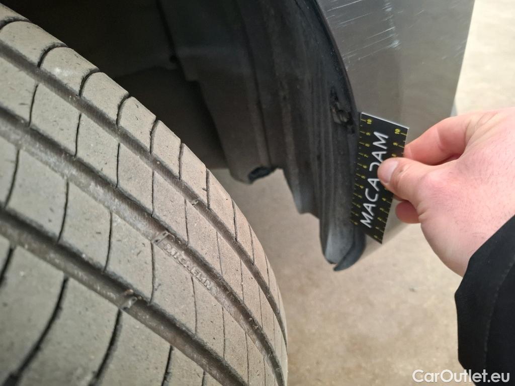  Toyota  Yaris  Hybride 5p Berline 1.5 VVT-I HYBRID Dynamic Business / TRANSFO VP/VF #30