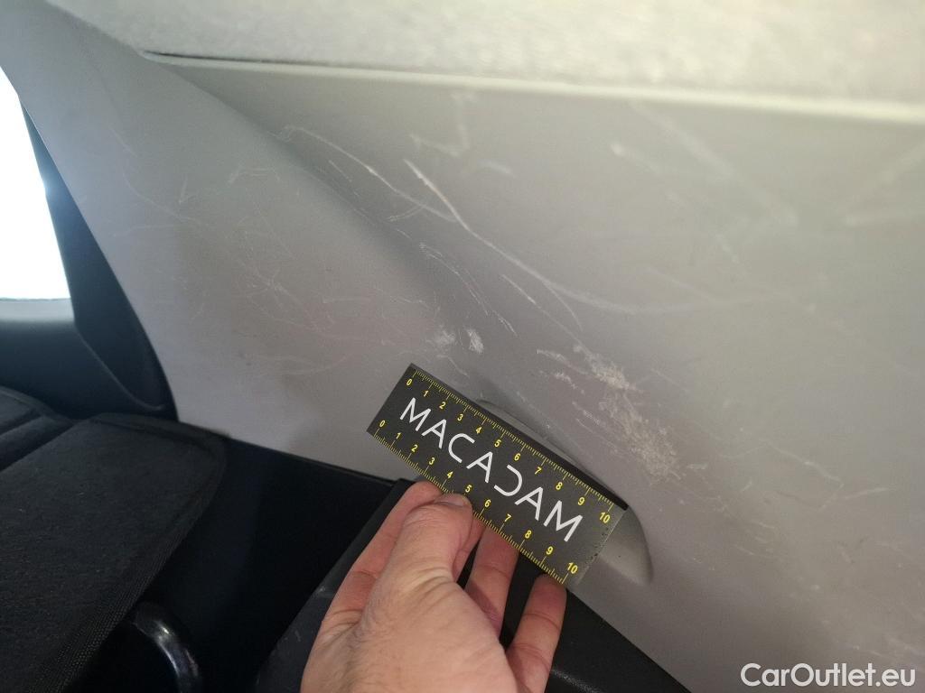  Renault  Clio RENAULT  Société VU 5p Berline Air Medianav dCi 90 - 18 #74