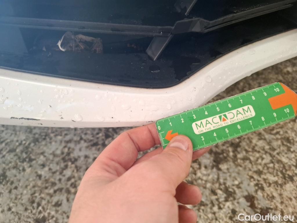  Renault  Megane RENAULT Mégane Société / 2020 / 5P / Berline Air Nav réversible Blue dCi 115 - 21N #24