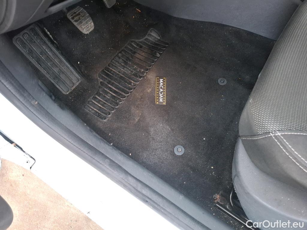  Renault  Clio RENAULT  Société VU 5p Berline Air Medianav dCi 90 - 18 #7