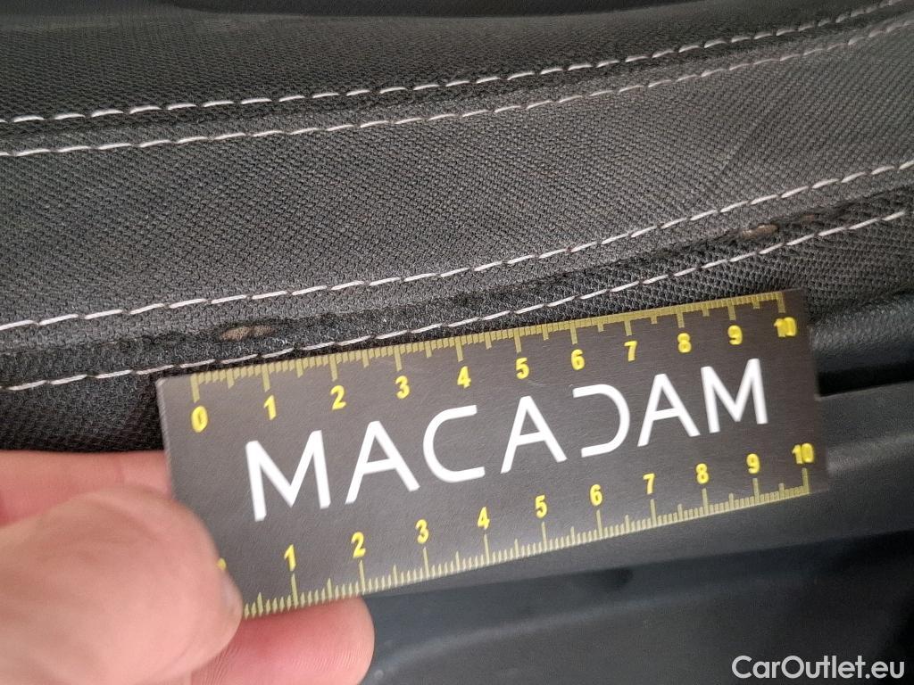  Renault  Clio RENAULT  Société VU 5p Berline Air Medianav dCi 90 - 18 #17