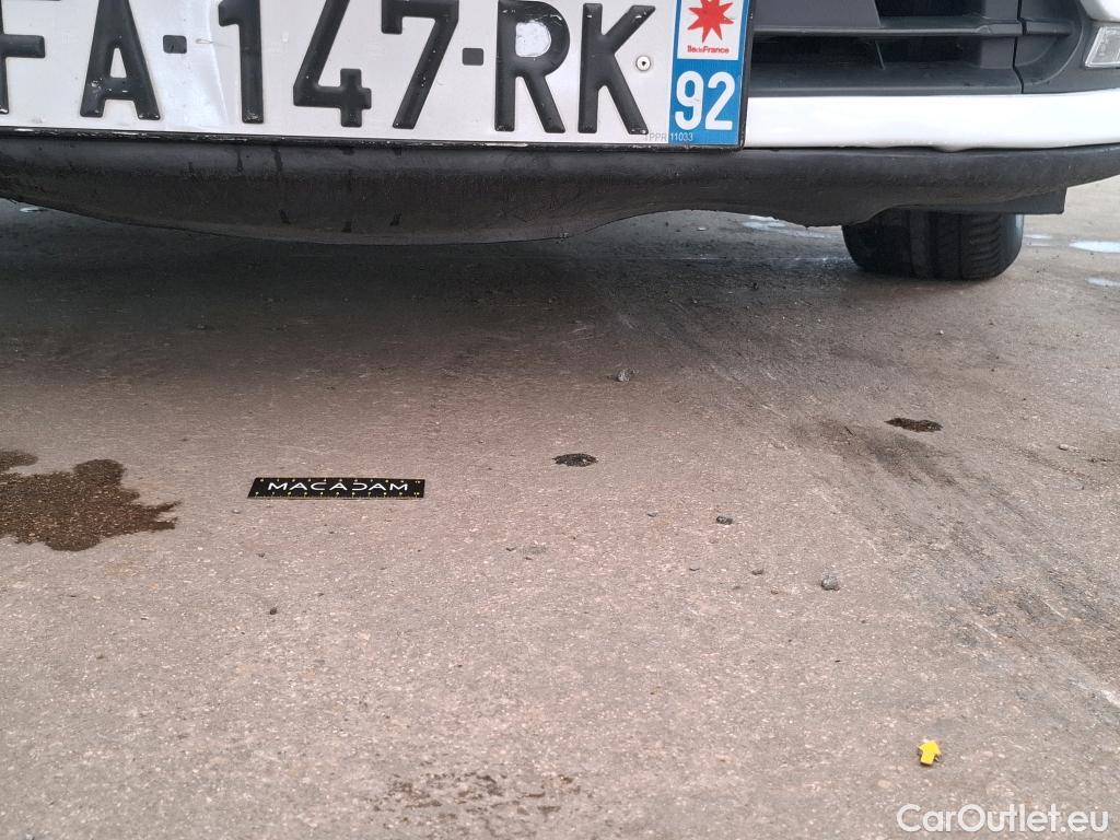  Renault  Clio RENAULT  Société VU 5p Berline Air Medianav dCi 90 - 18 #52