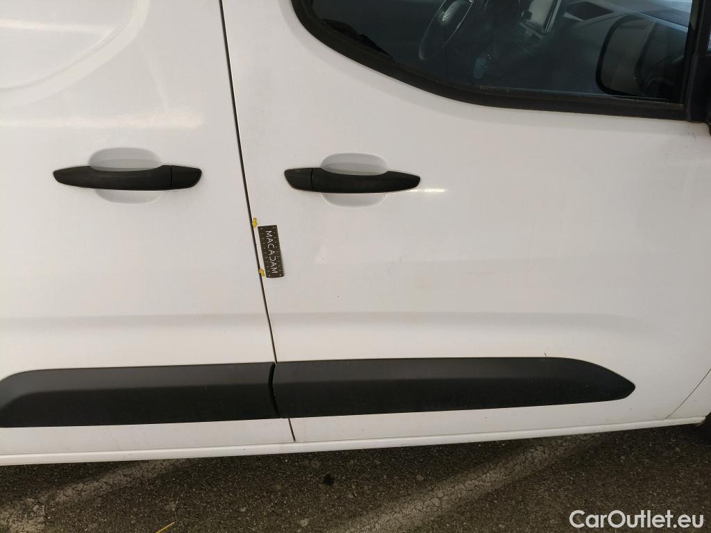  Citroen  Berlingo  Fourgon Worker M 1000 1.2 PureTech 130CV BVA8 E6d #17