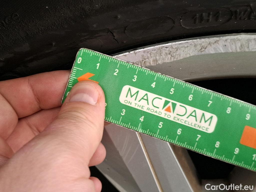  Renault  Megane RENAULT Mégane Société / 2020 / 5P / Berline Air Nav réversible Blue dCi 115 - 21N #38