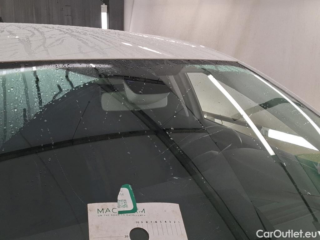  Renault  Megane RENAULT Mégane Société / 2020 / 5P / Berline Air Nav réversible Blue dCi 115 - 21N #55