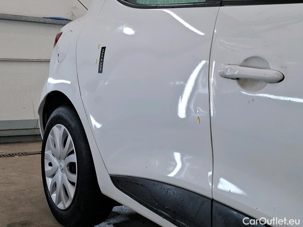  Renault  Clio RENAULT  Société VU 5p Berline Air Medianav dCi 90 - 18 #82