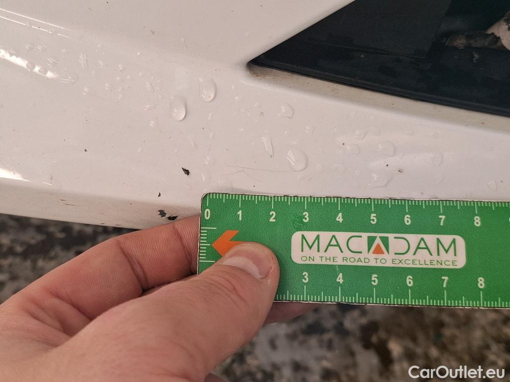  Renault  Megane RENAULT Mégane Société / 2020 / 5P / Berline Air Nav réversible Blue dCi 115 - 21N #28