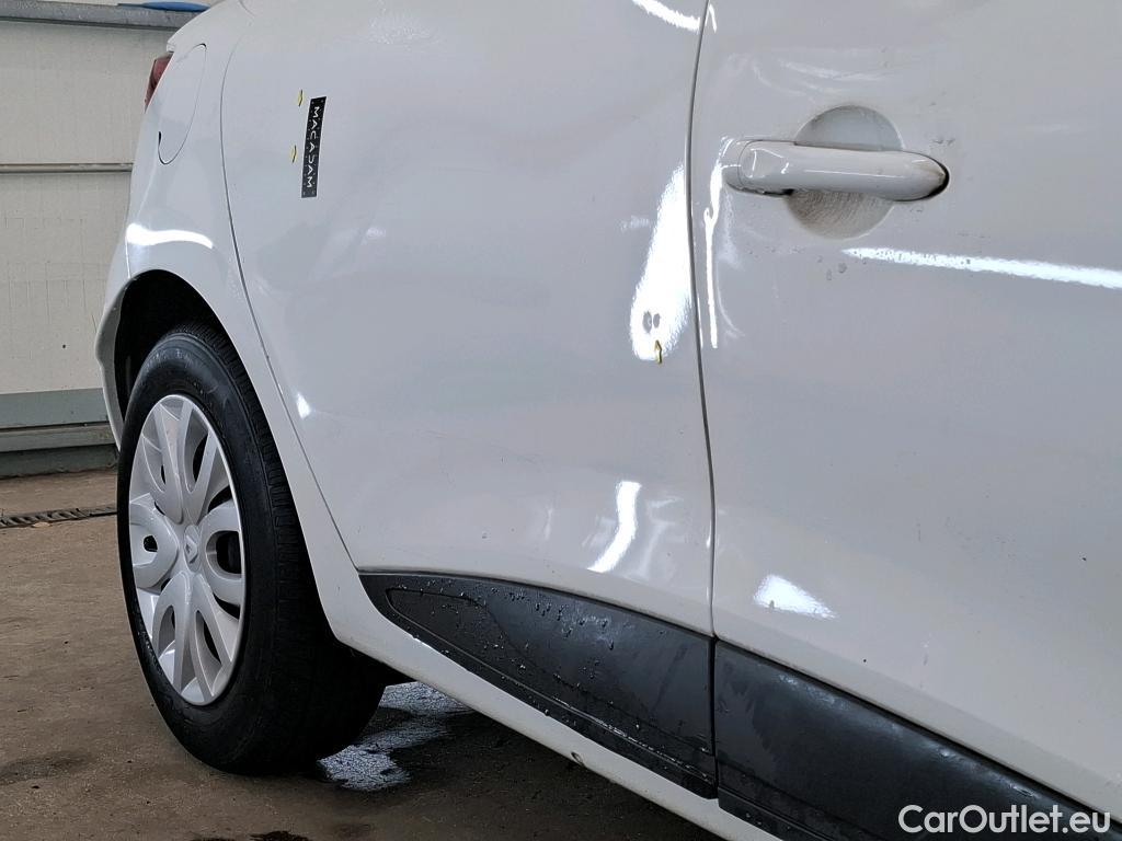  Renault  Clio RENAULT  Société VU 5p Berline Air Medianav dCi 90 - 18 #83