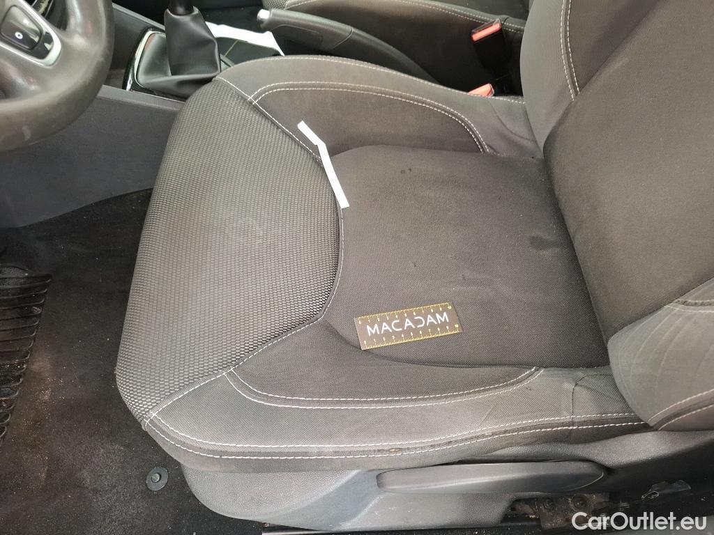  Renault  Clio RENAULT  Société VU 5p Berline Air Medianav dCi 90 - 18 #12