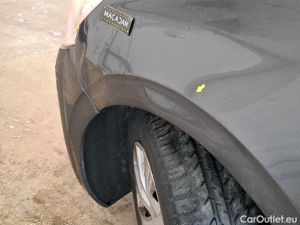  Peugeot  208  Affaire Premium Pack 1.2 PureTech 80CV BVM5 E6 #4