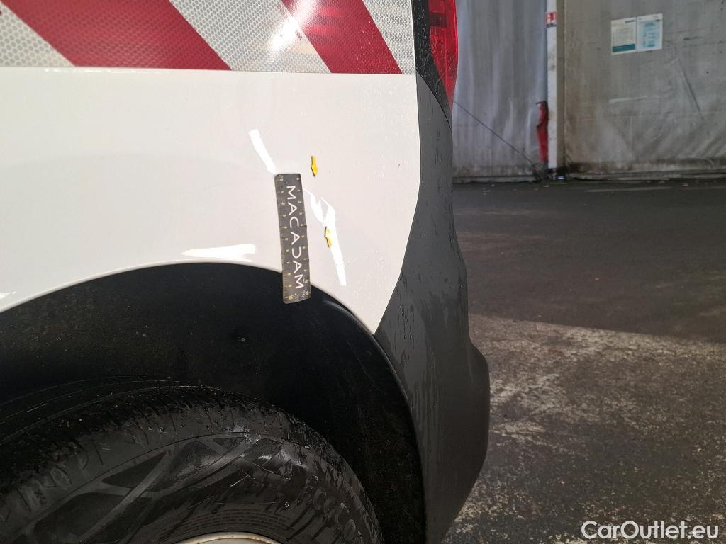  Renault  Kangoo RENAULT  / 2021 / 4P / Fourgonnette GD CONFORT - BLUE DCI 95 #7