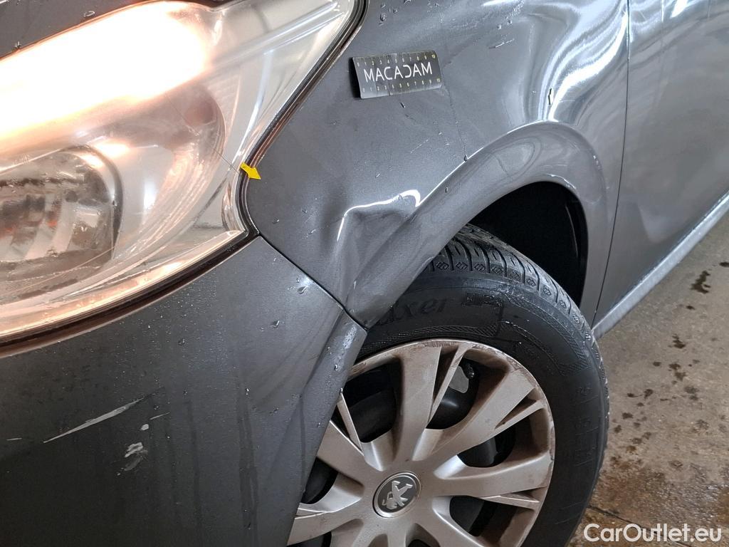  Peugeot  208  Affaire Premium Pack 1.2 PureTech 80CV BVM5 E6 #3