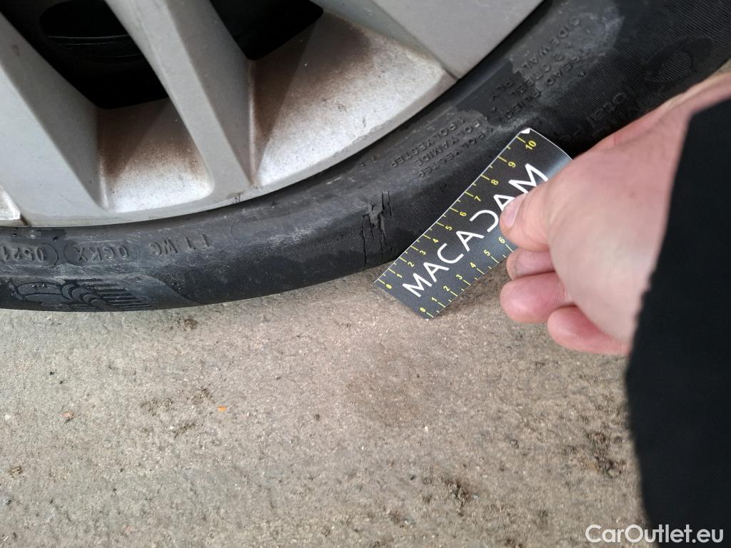  Peugeot  308  Premium Pack 1.5 HDi 130CV BVM6 E6dT #16