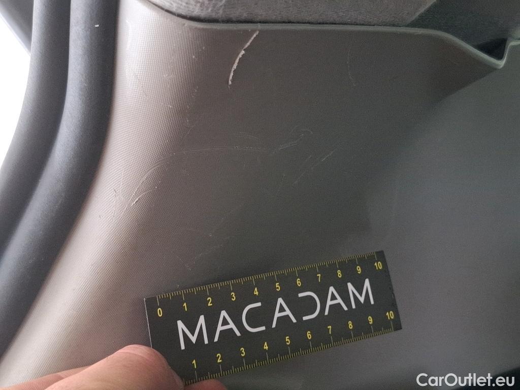  Renault  Clio RENAULT  Société VU 5p Berline Air Medianav dCi 90 - 18 #68