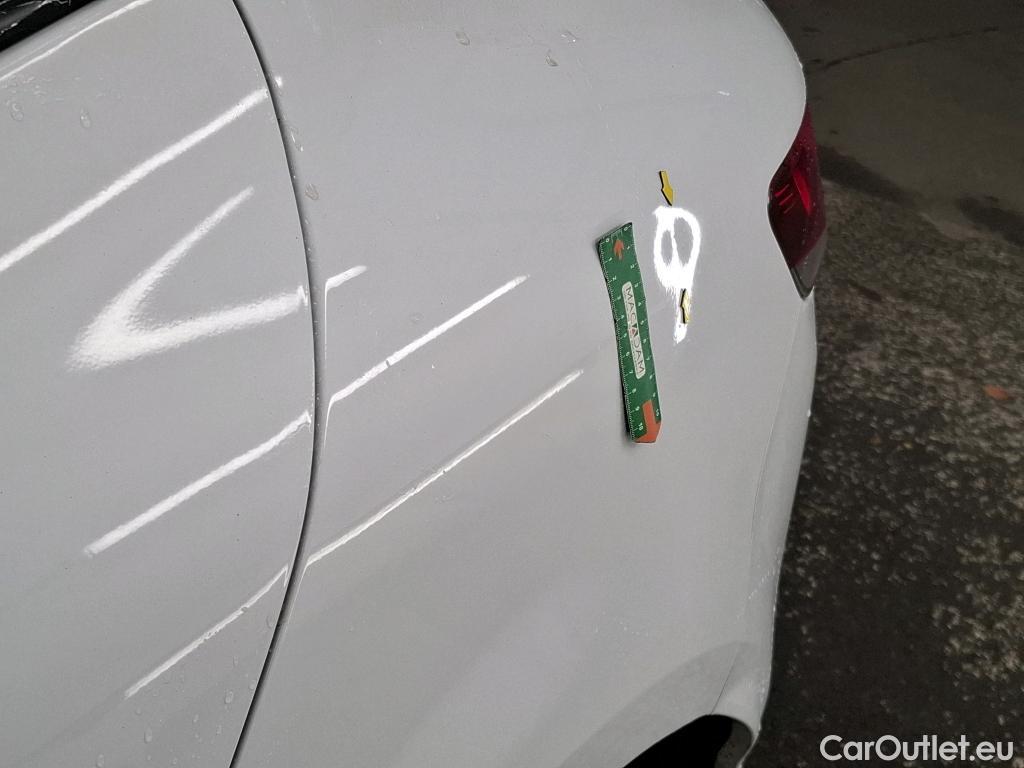  Renault  Megane RENAULT Mégane Société / 2020 / 5P / Berline Air Nav réversible Blue dCi 115 - 21N #15