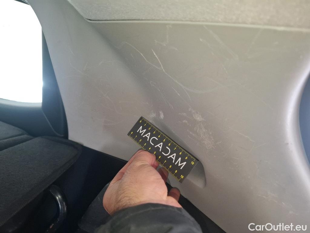  Renault  Clio RENAULT  Société VU 5p Berline Air Medianav dCi 90 - 18 #72