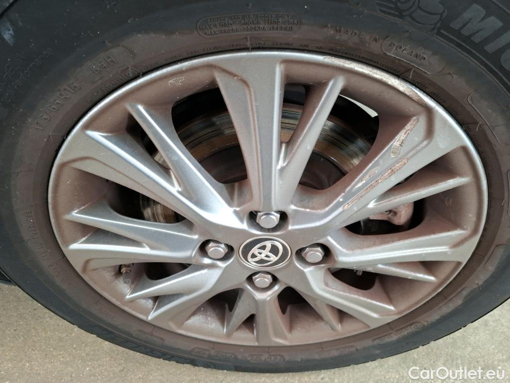  Toyota  Yaris  Hybride 5p Berline 1.5 VVT-I HYBRID Dynamic Business / TRANSFO VP/VF #41