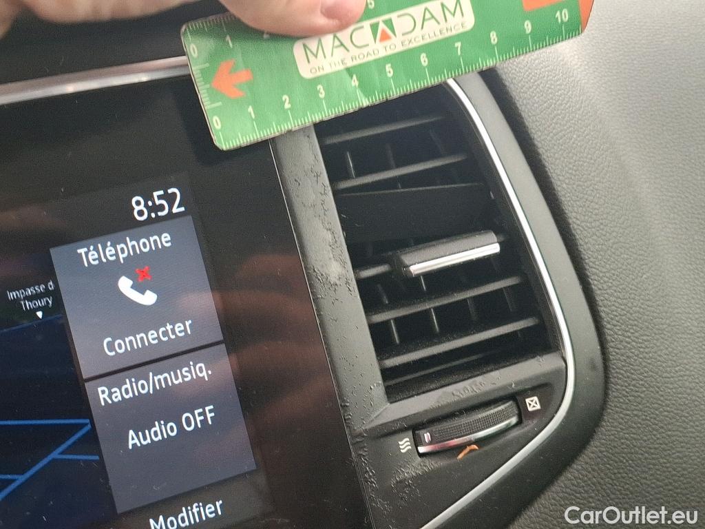  Renault  Megane RENAULT Mégane Société / 2020 / 5P / Berline Air Nav réversible Blue dCi 115 - 21N #33